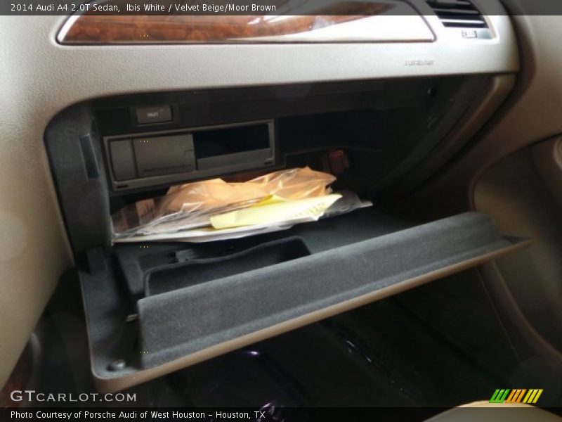 Ibis White / Velvet Beige/Moor Brown 2014 Audi A4 2.0T Sedan