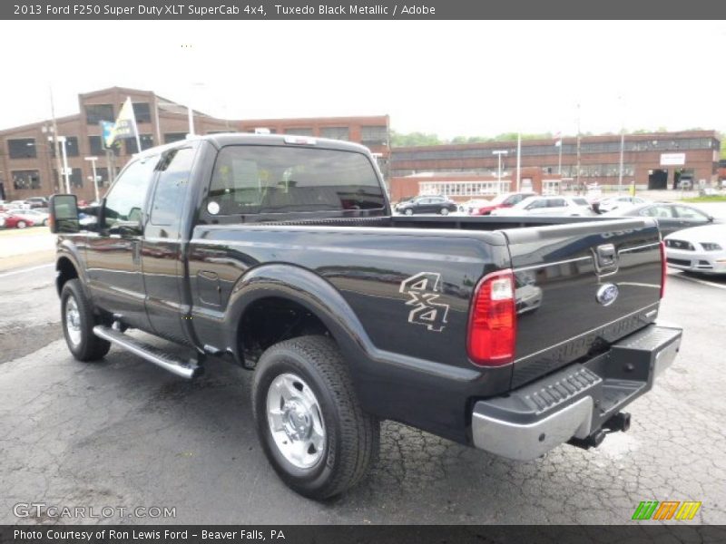 Tuxedo Black Metallic / Adobe 2013 Ford F250 Super Duty XLT SuperCab 4x4