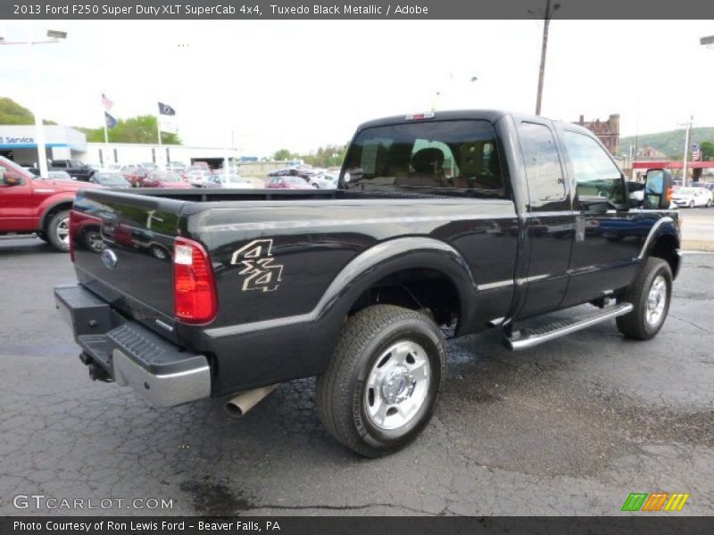 Tuxedo Black Metallic / Adobe 2013 Ford F250 Super Duty XLT SuperCab 4x4