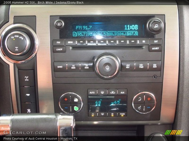 Audio System of 2008 H2 SUV