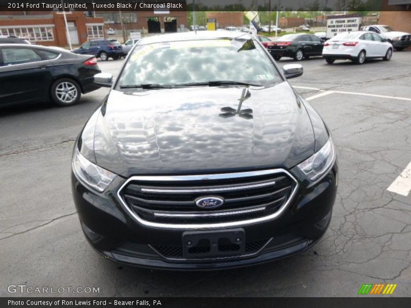 Tuxedo Black / Charcoal Black 2014 Ford Taurus Limited