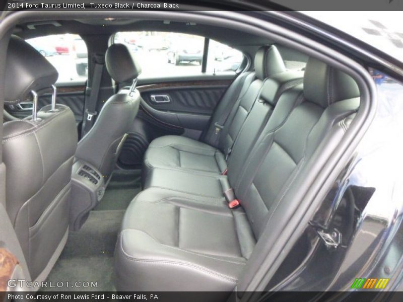 Tuxedo Black / Charcoal Black 2014 Ford Taurus Limited