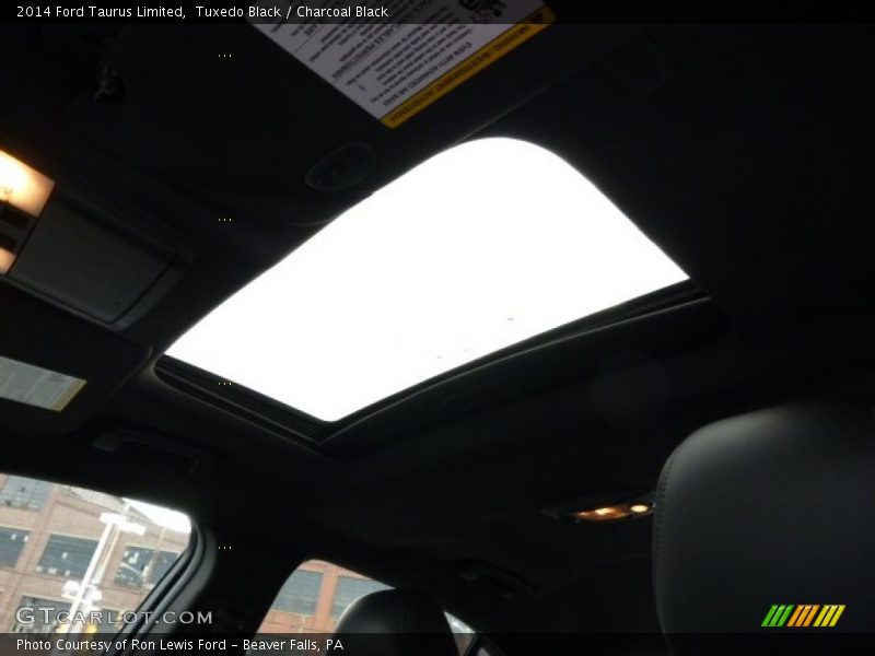Tuxedo Black / Charcoal Black 2014 Ford Taurus Limited