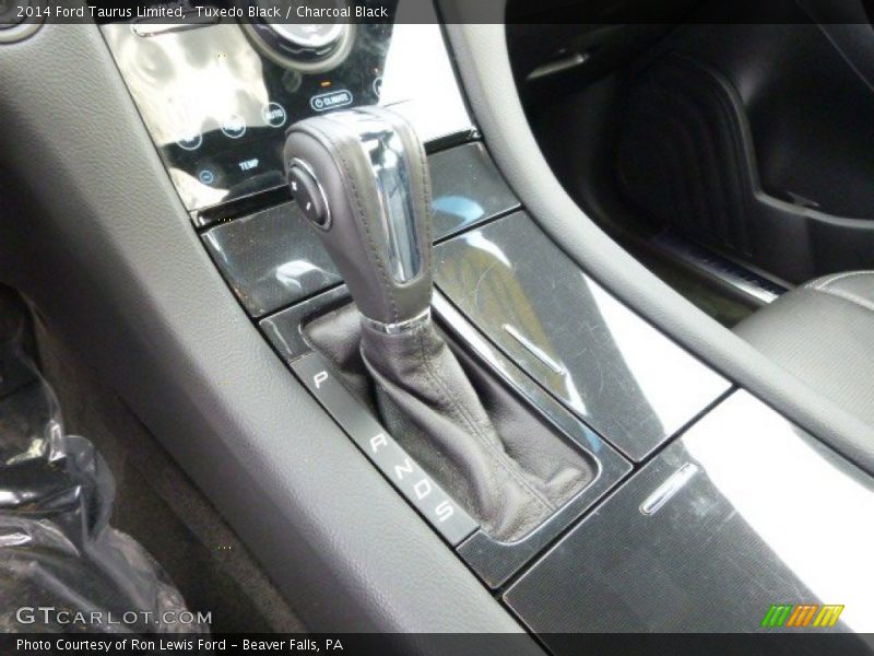 Tuxedo Black / Charcoal Black 2014 Ford Taurus Limited