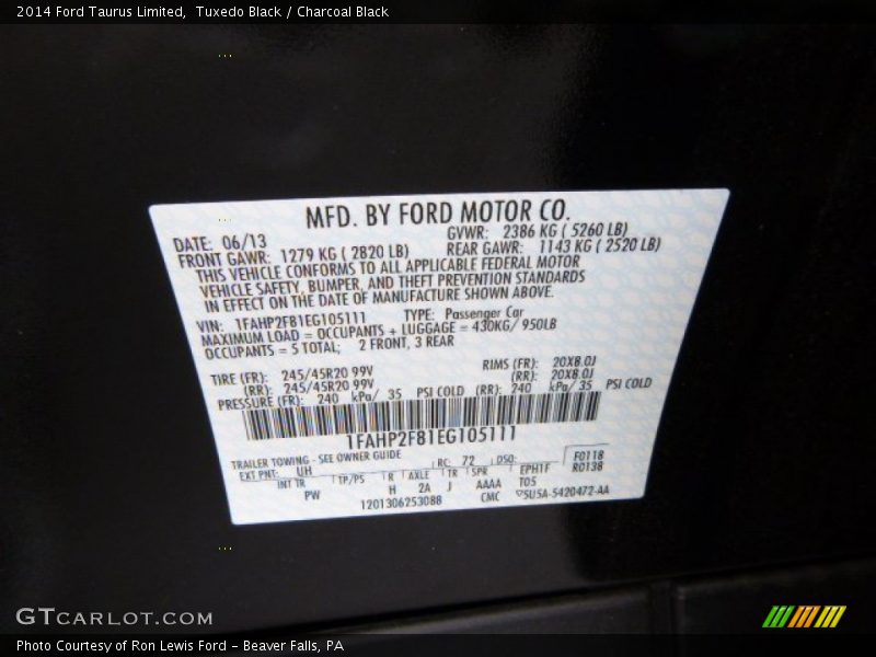 Tuxedo Black / Charcoal Black 2014 Ford Taurus Limited