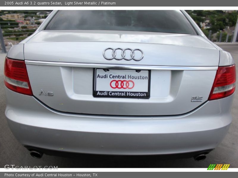 Light Silver Metallic / Platinum 2005 Audi A6 3.2 quattro Sedan