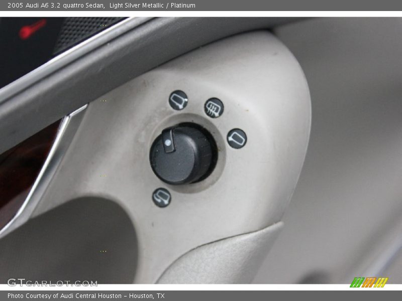 Light Silver Metallic / Platinum 2005 Audi A6 3.2 quattro Sedan
