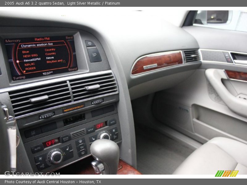 Light Silver Metallic / Platinum 2005 Audi A6 3.2 quattro Sedan