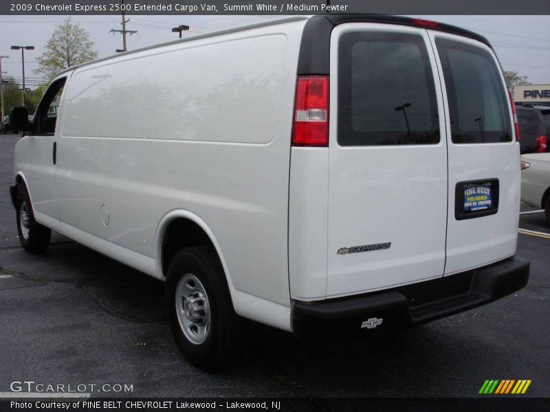 Summit White / Medium Pewter 2009 Chevrolet Express 2500 Extended Cargo Van