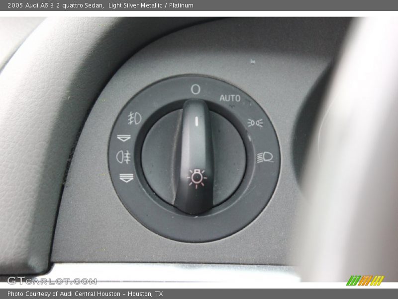 Light Silver Metallic / Platinum 2005 Audi A6 3.2 quattro Sedan