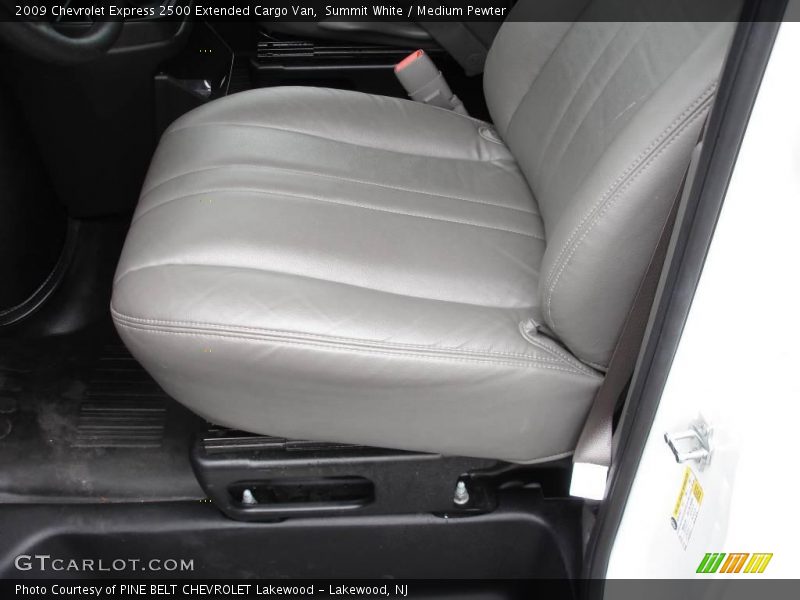 Summit White / Medium Pewter 2009 Chevrolet Express 2500 Extended Cargo Van