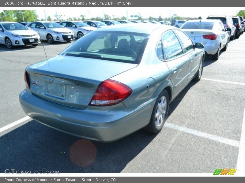 Light Tundra Metallic / Medium/Dark Flint Grey 2006 Ford Taurus SEL