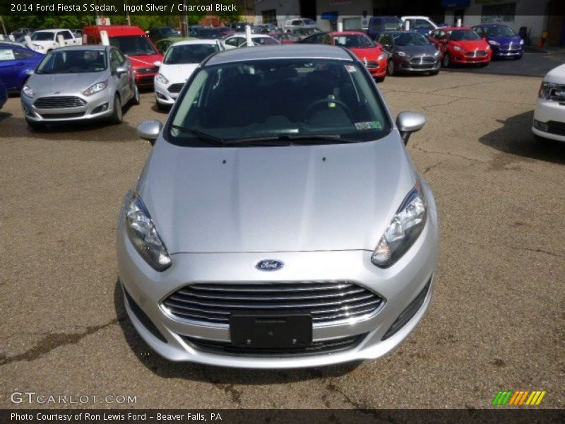 Ingot Silver / Charcoal Black 2014 Ford Fiesta S Sedan