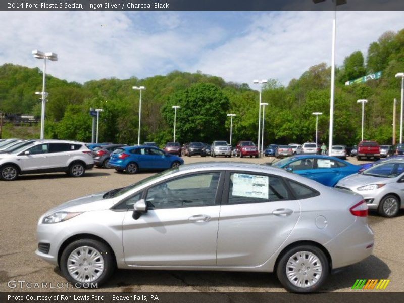 Ingot Silver / Charcoal Black 2014 Ford Fiesta S Sedan