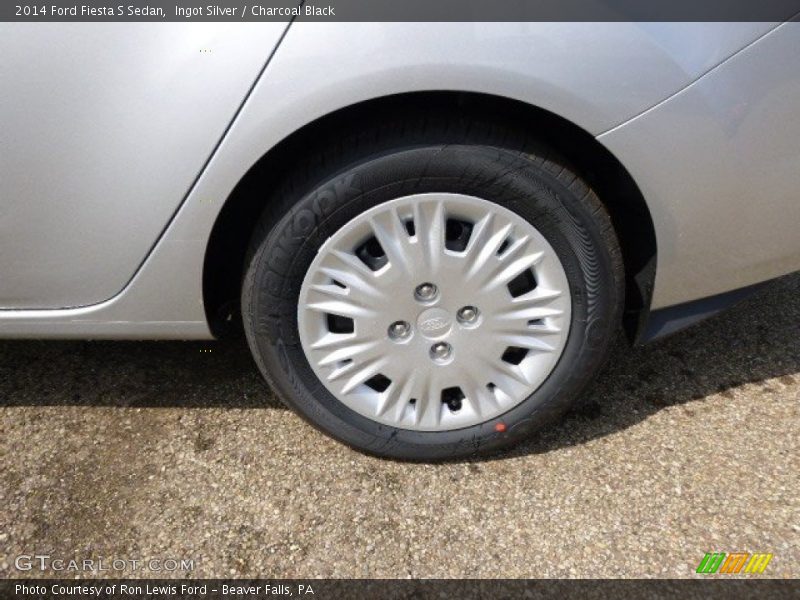 Ingot Silver / Charcoal Black 2014 Ford Fiesta S Sedan