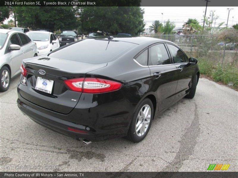 Tuxedo Black / Charcoal Black 2014 Ford Fusion SE