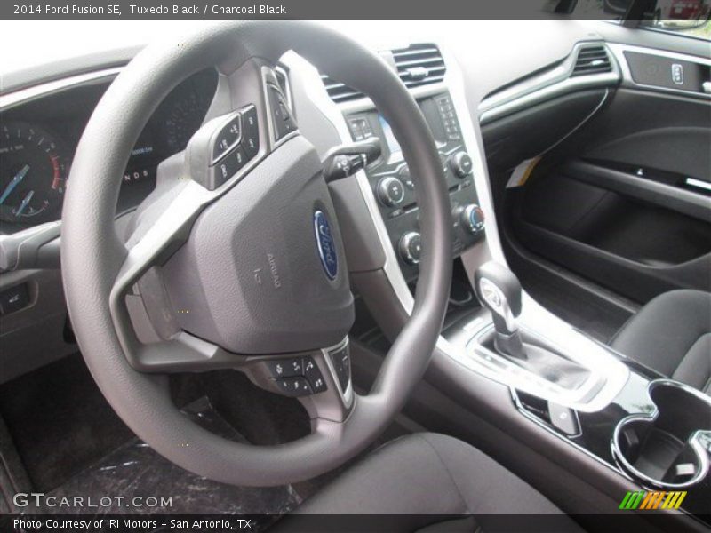 Tuxedo Black / Charcoal Black 2014 Ford Fusion SE