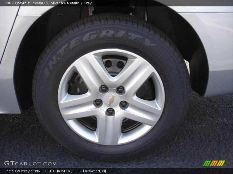 Silver Ice Metallic / Gray 2009 Chevrolet Impala LS