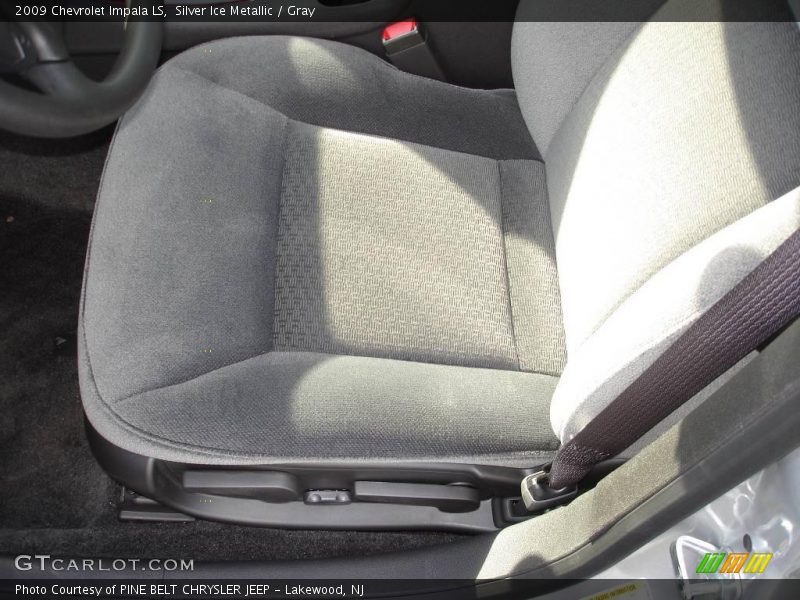 Silver Ice Metallic / Gray 2009 Chevrolet Impala LS