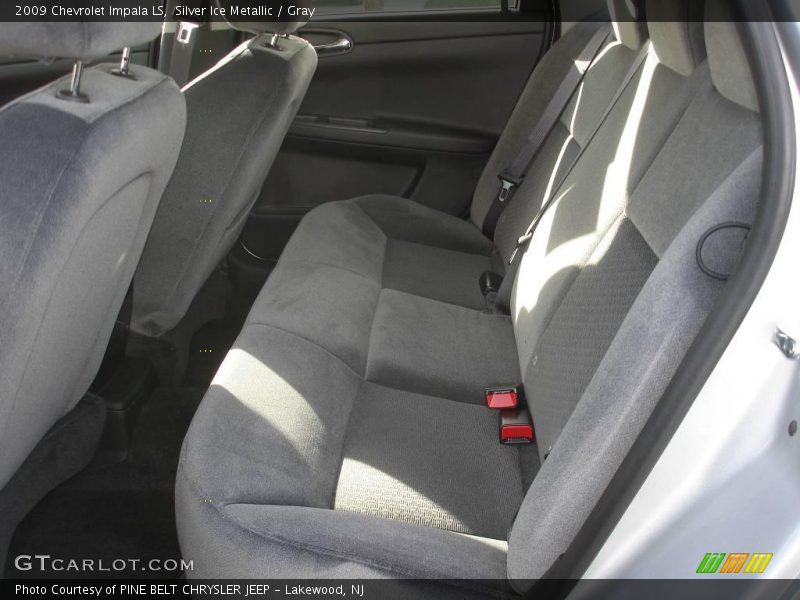 Silver Ice Metallic / Gray 2009 Chevrolet Impala LS