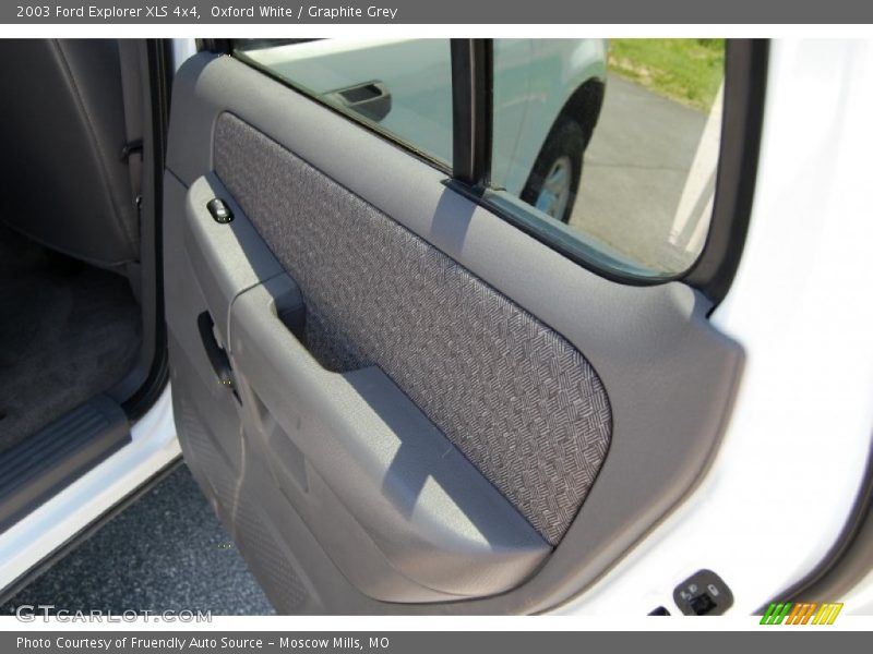 Oxford White / Graphite Grey 2003 Ford Explorer XLS 4x4