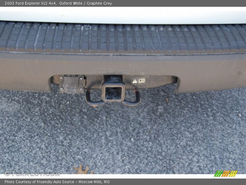 Oxford White / Graphite Grey 2003 Ford Explorer XLS 4x4