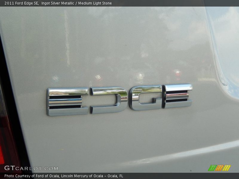 Ingot Silver Metallic / Medium Light Stone 2011 Ford Edge SE