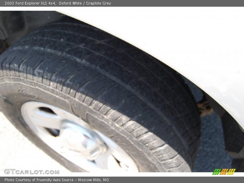 Oxford White / Graphite Grey 2003 Ford Explorer XLS 4x4