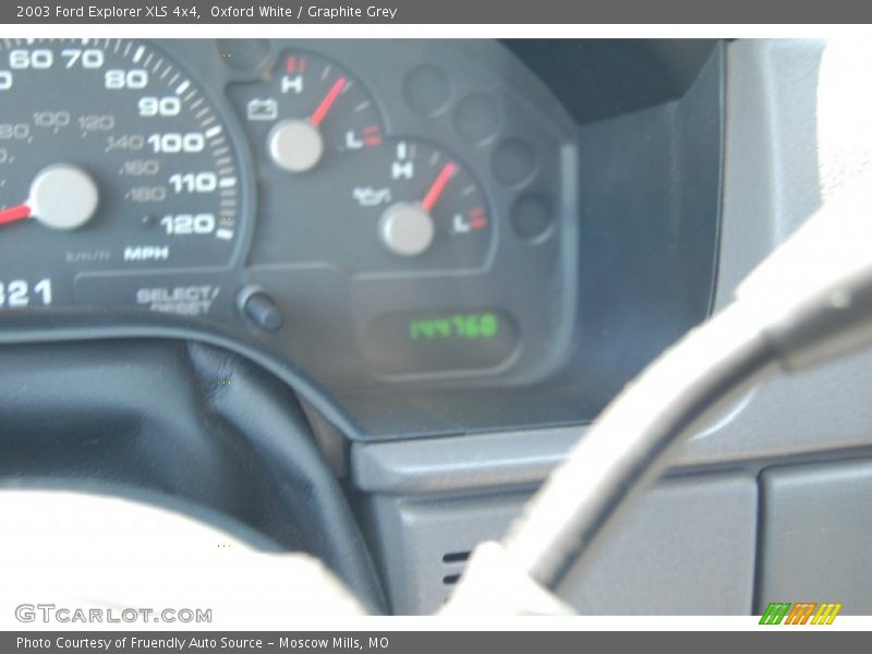 Oxford White / Graphite Grey 2003 Ford Explorer XLS 4x4