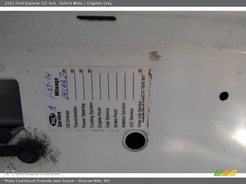 Oxford White / Graphite Grey 2003 Ford Explorer XLS 4x4