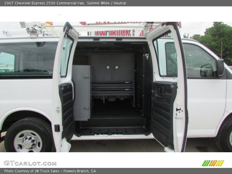 Summit White / Neutral 2007 Chevrolet Express 2500 Commercial Van