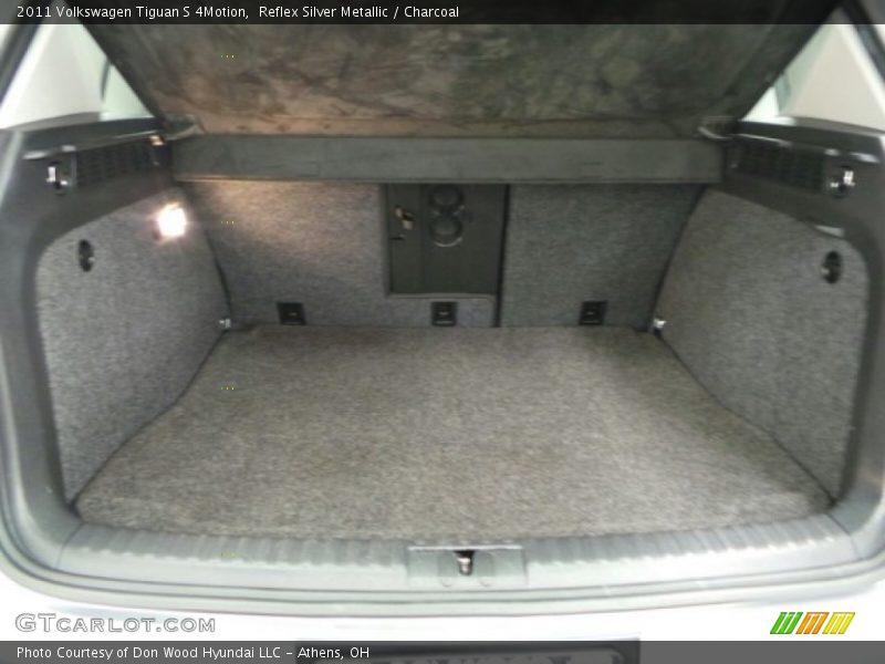 Reflex Silver Metallic / Charcoal 2011 Volkswagen Tiguan S 4Motion