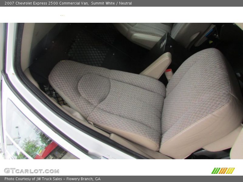 Summit White / Neutral 2007 Chevrolet Express 2500 Commercial Van