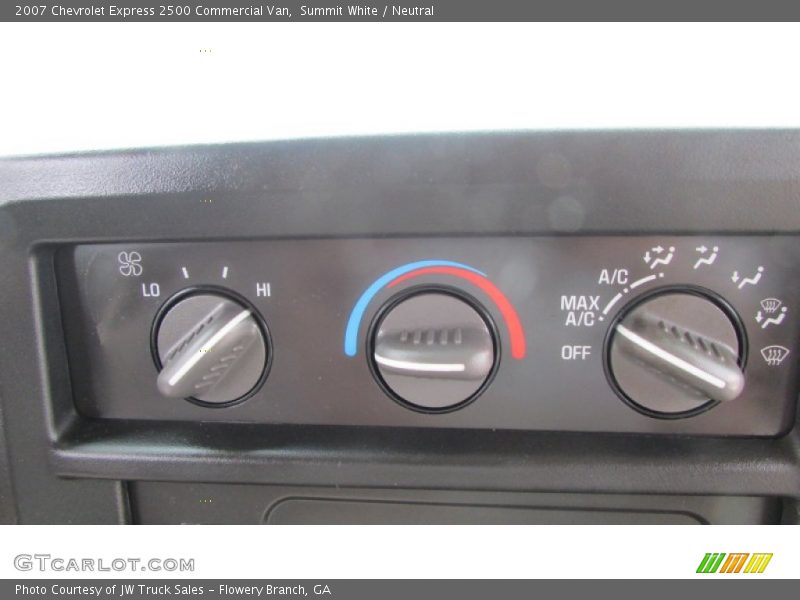 Summit White / Neutral 2007 Chevrolet Express 2500 Commercial Van