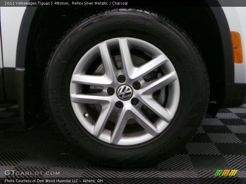 Reflex Silver Metallic / Charcoal 2011 Volkswagen Tiguan S 4Motion