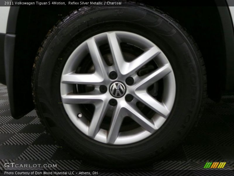 Reflex Silver Metallic / Charcoal 2011 Volkswagen Tiguan S 4Motion