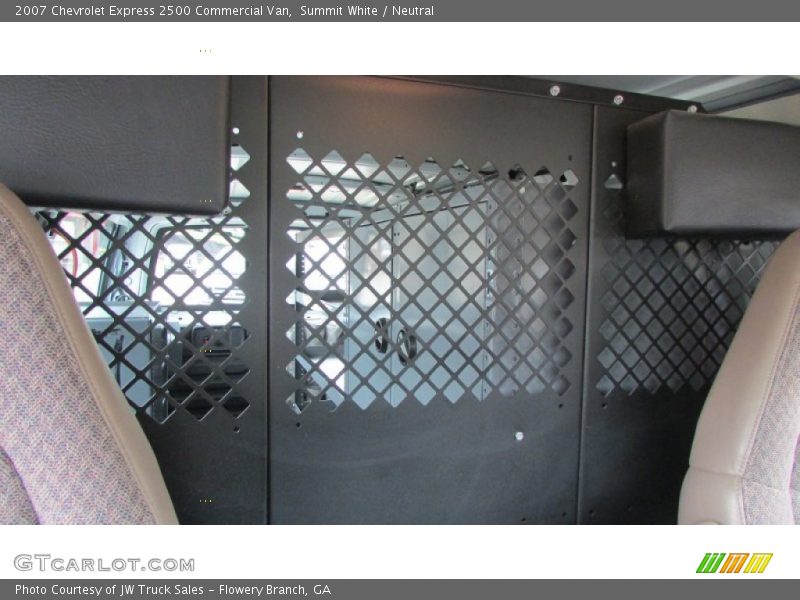 Summit White / Neutral 2007 Chevrolet Express 2500 Commercial Van