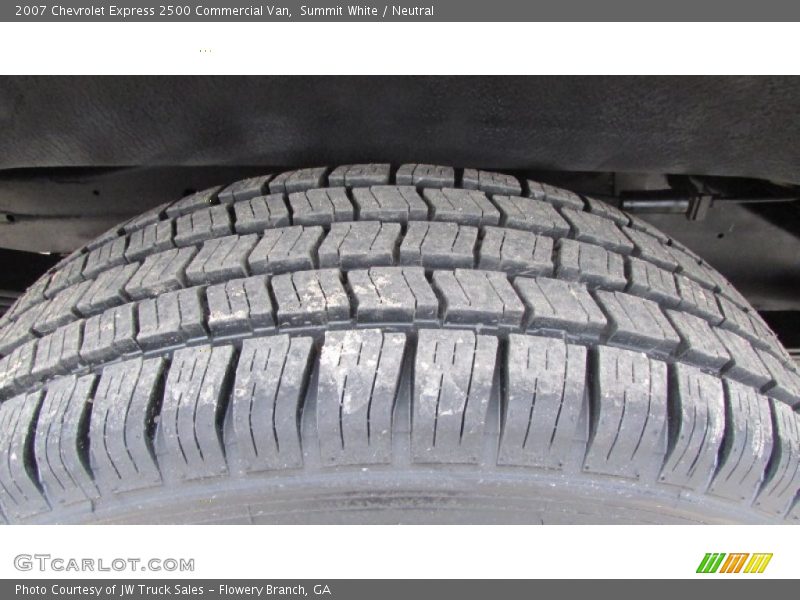 Summit White / Neutral 2007 Chevrolet Express 2500 Commercial Van