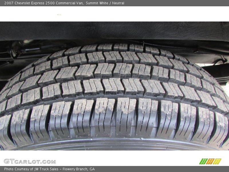 Summit White / Neutral 2007 Chevrolet Express 2500 Commercial Van