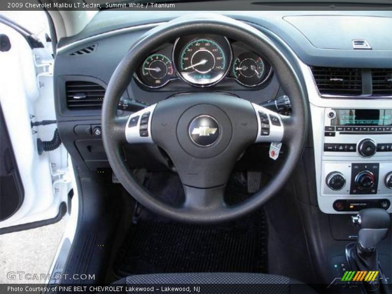 Summit White / Titanium 2009 Chevrolet Malibu LT Sedan