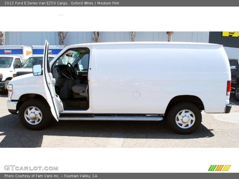 Oxford White / Medium Flint 2013 Ford E Series Van E250 Cargo