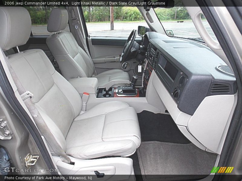 Light Khaki Metallic / Dark Slate Gray/Light Graystone 2006 Jeep Commander Limited 4x4