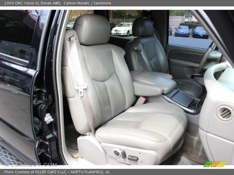 Carbon Metallic / Sandstone 2004 GMC Yukon XL Denali AWD