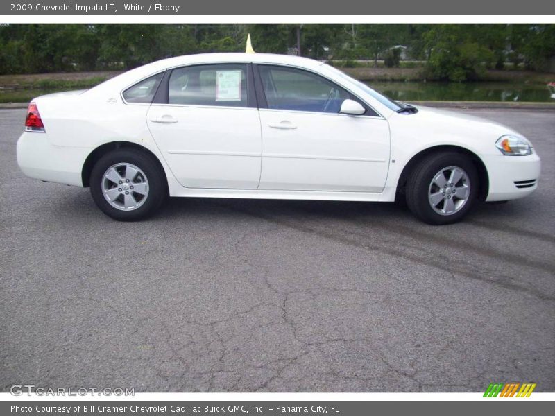 White / Ebony 2009 Chevrolet Impala LT