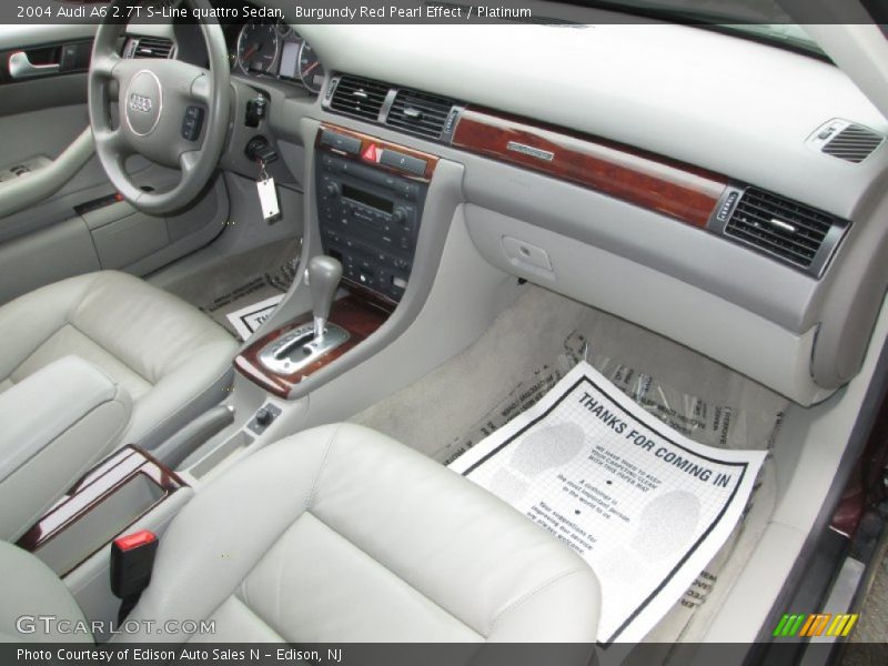 Dashboard of 2004 A6 2.7T S-Line quattro Sedan