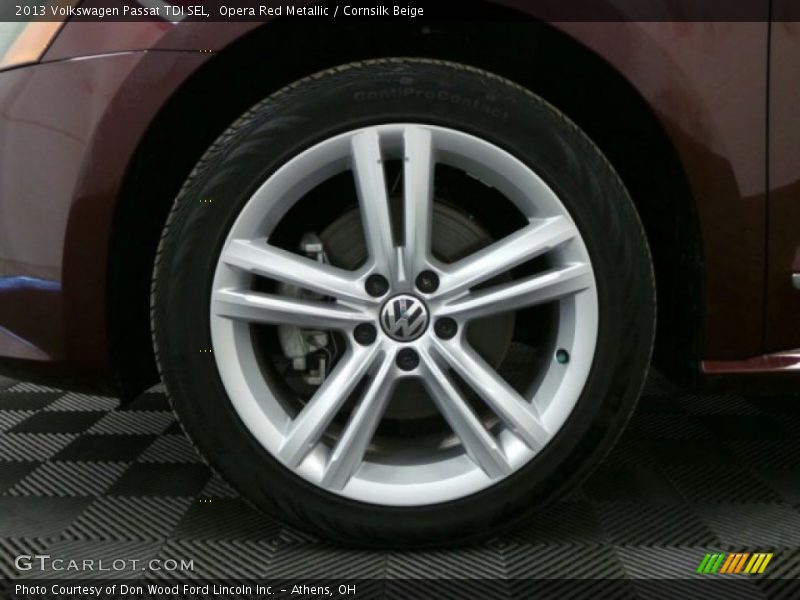 Opera Red Metallic / Cornsilk Beige 2013 Volkswagen Passat TDI SEL
