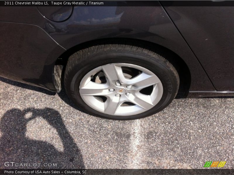 Taupe Gray Metallic / Titanium 2011 Chevrolet Malibu LS