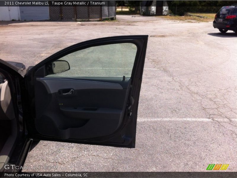 Taupe Gray Metallic / Titanium 2011 Chevrolet Malibu LS