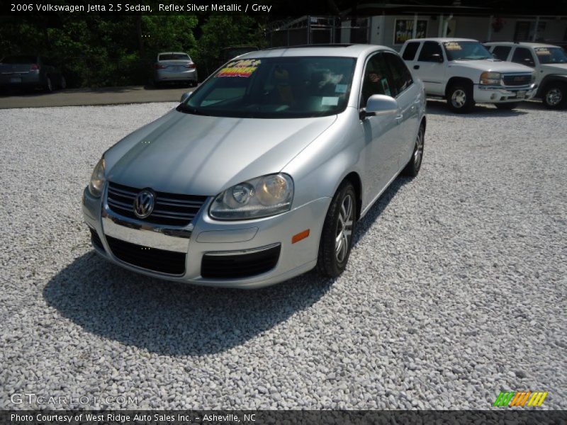 Reflex Silver Metallic / Grey 2006 Volkswagen Jetta 2.5 Sedan