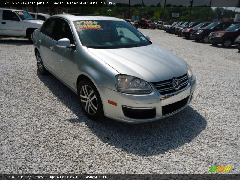 Reflex Silver Metallic / Grey 2006 Volkswagen Jetta 2.5 Sedan